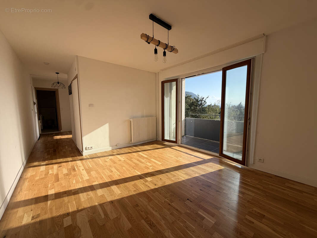 Appartement à ANNEMASSE