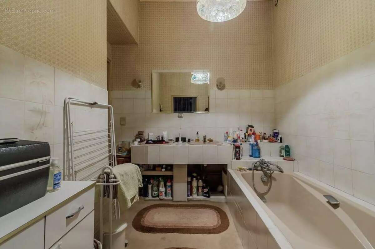 Appartement à PARIS-9E