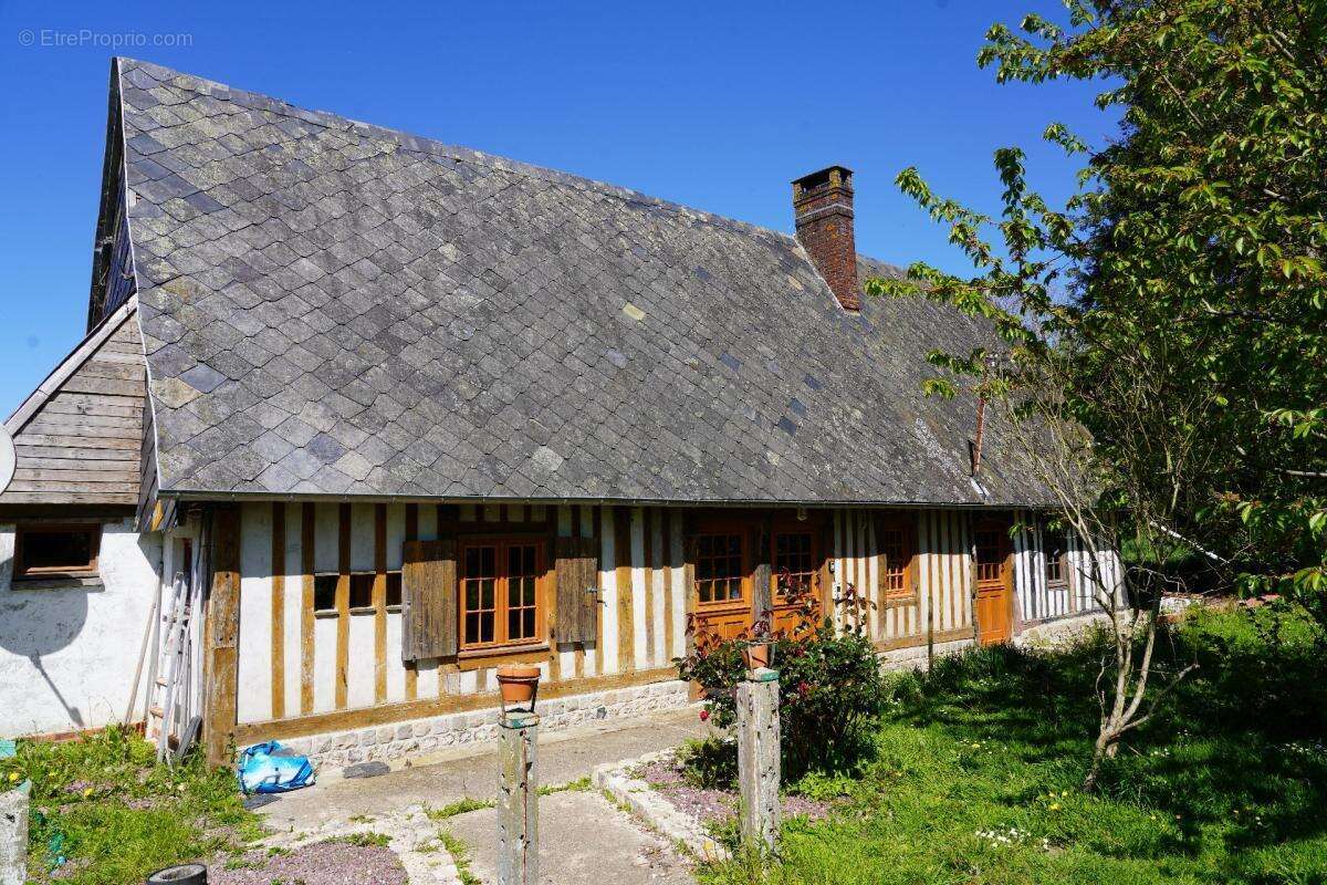 Maison à GUEUTTEVILLE-LES-GRES