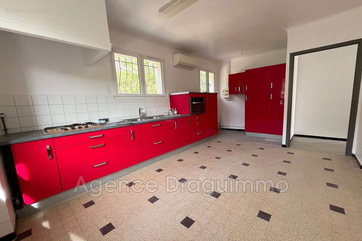 Appartement à DRAGUIGNAN