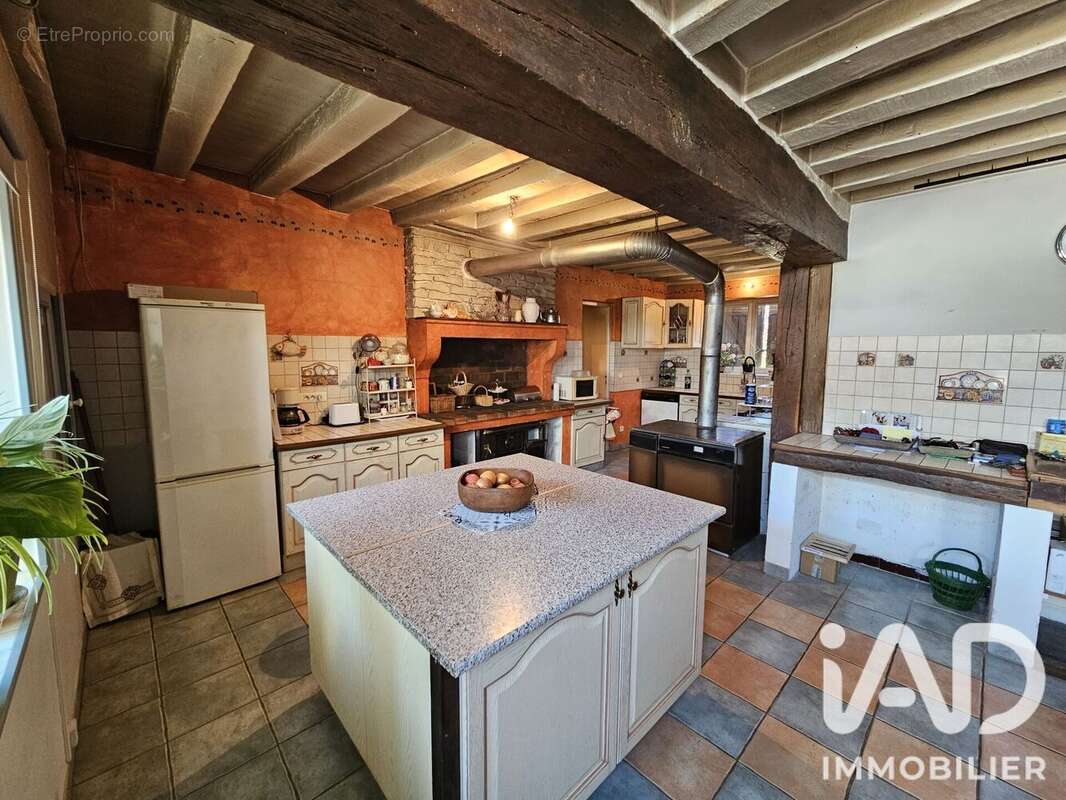Maison 175 m² à Limoise  - photo 3