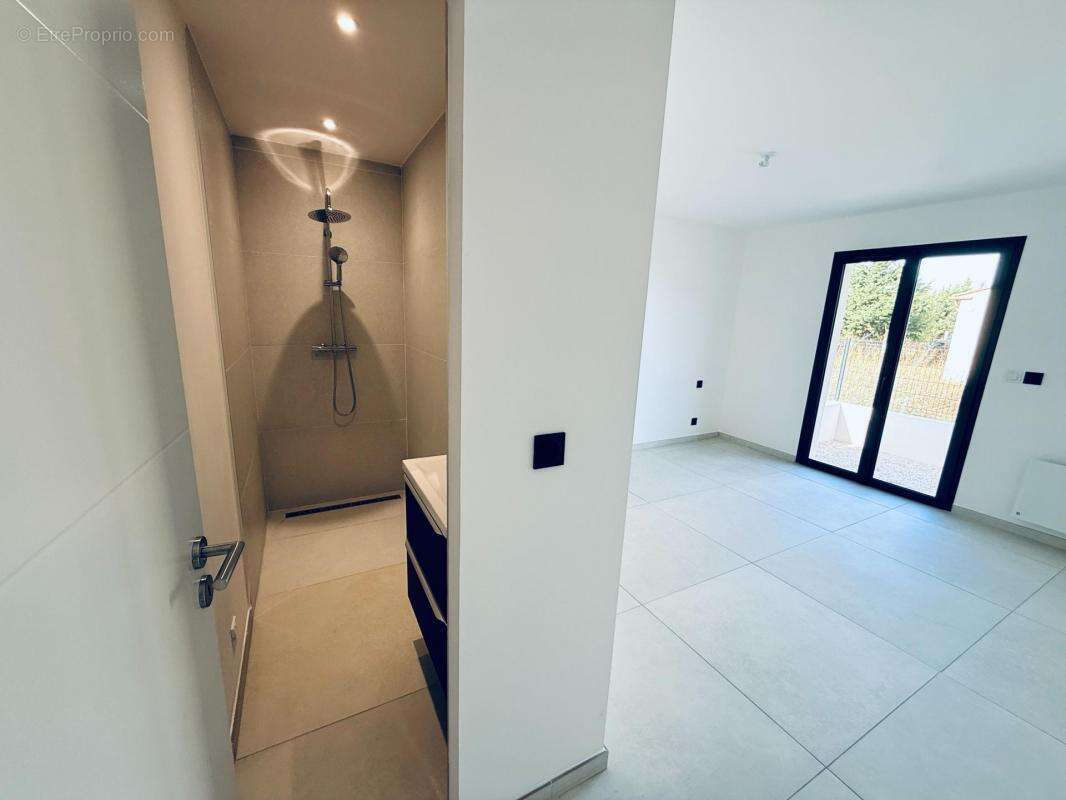 Maison à LEZIGNAN-CORBIERES