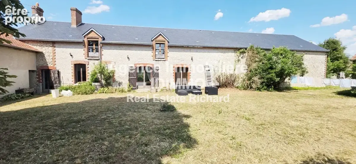 A VENDRE grand Corps de Ferme au Calme Absolu - CORBEILLES EN GATINAIS 45490 - photo 3