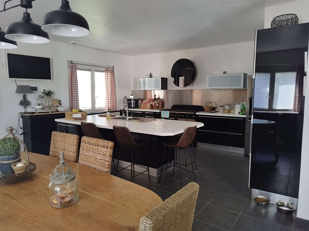 Très belle villa et dépendances MONTAUBAN - photo 2