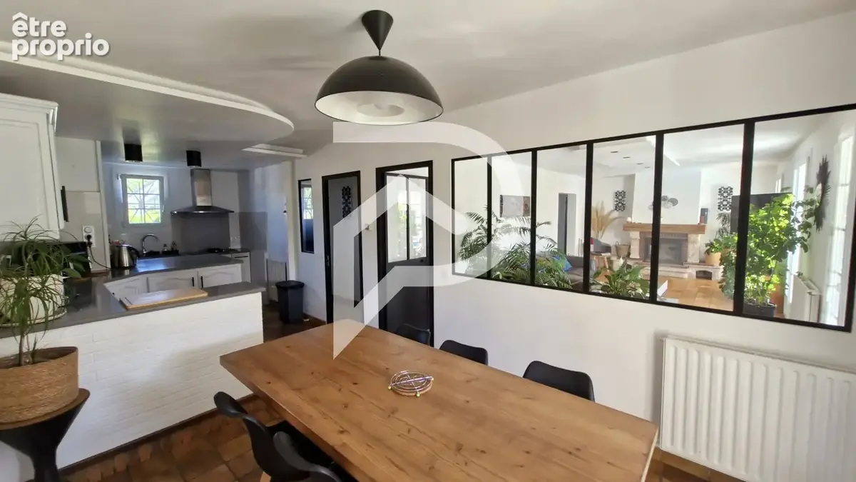 Maison rénovée 6 pièces 189 m² avec piscine proche ORTHEZ - photo 8