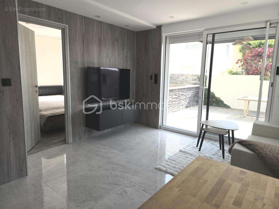 Appartement à SAINT-JEAN-DE-VEDAS