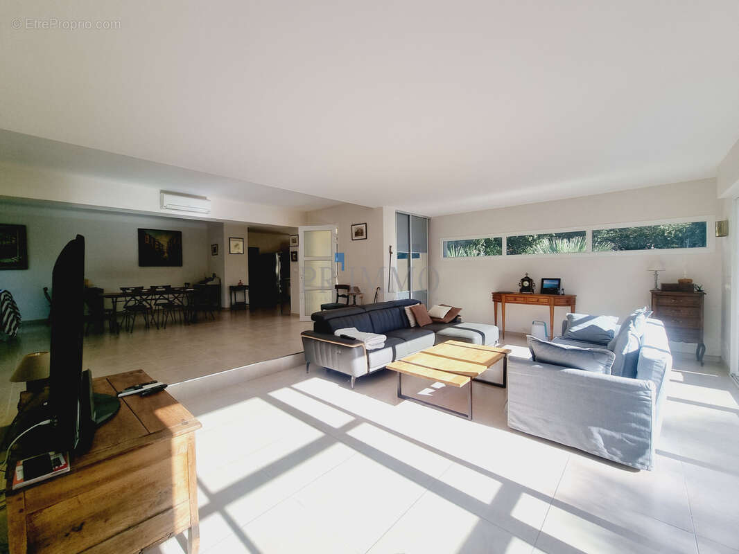 Villa au calme absolu - quartier boulouris - photo 8