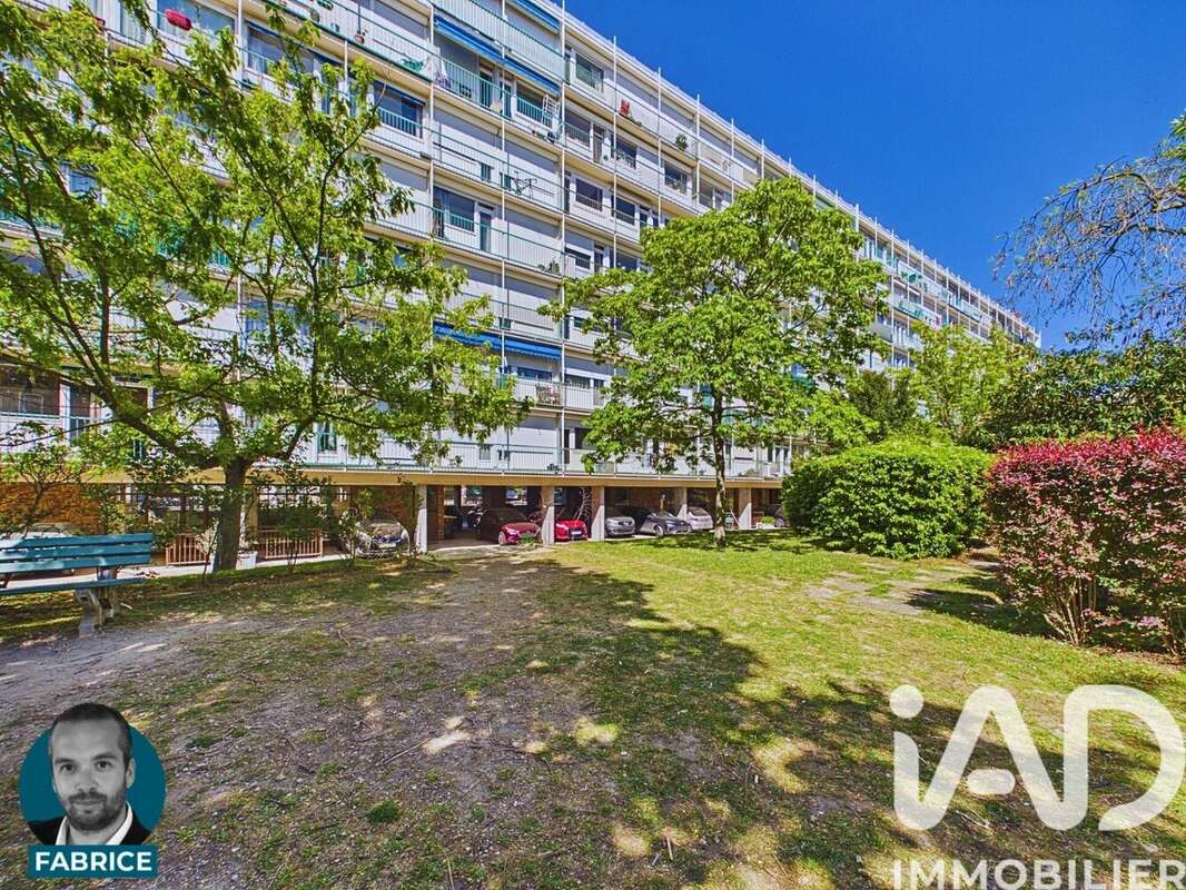 Photo 2 - Appartement à SAINT-MAUR-DES-FOSSES