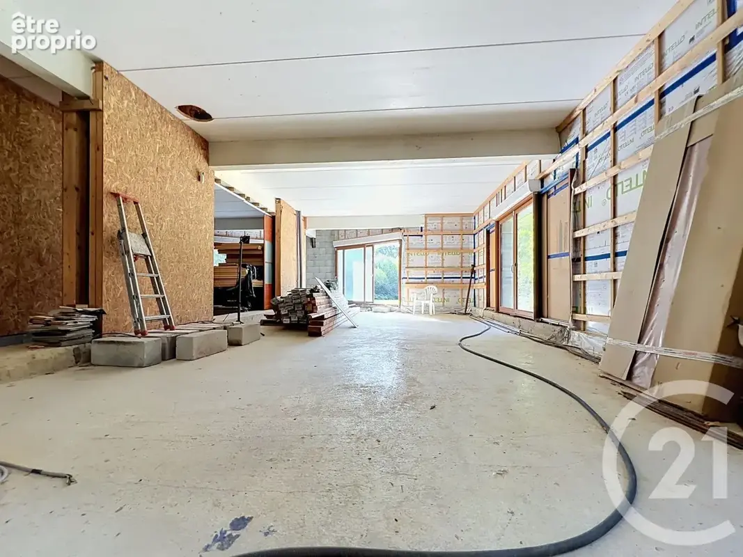 Maison 7 pièces 410 m² à vendre à Pont-Audemer (27500) - photo 3
