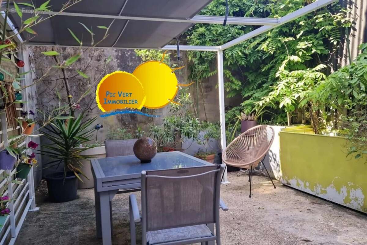 Appartement à AUXONNE