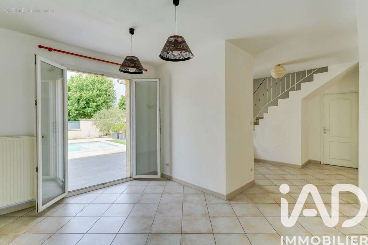 Photo 6 - Maison à MEYZIEU