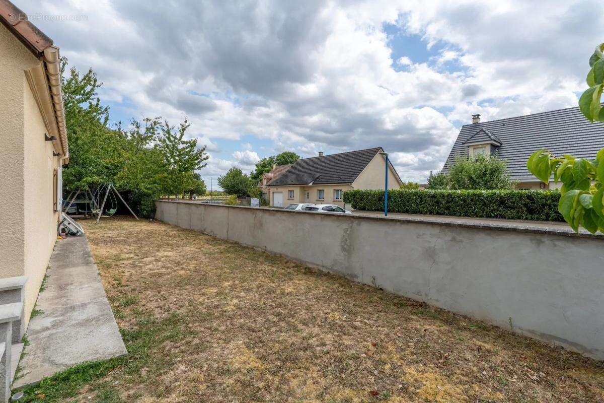 Maison de 5 pièces de 124 m² au Val-d'Hazey - photo 13