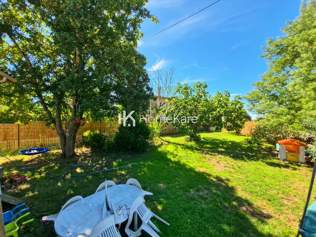 Maison à LAGARDELLE-SUR-LEZE