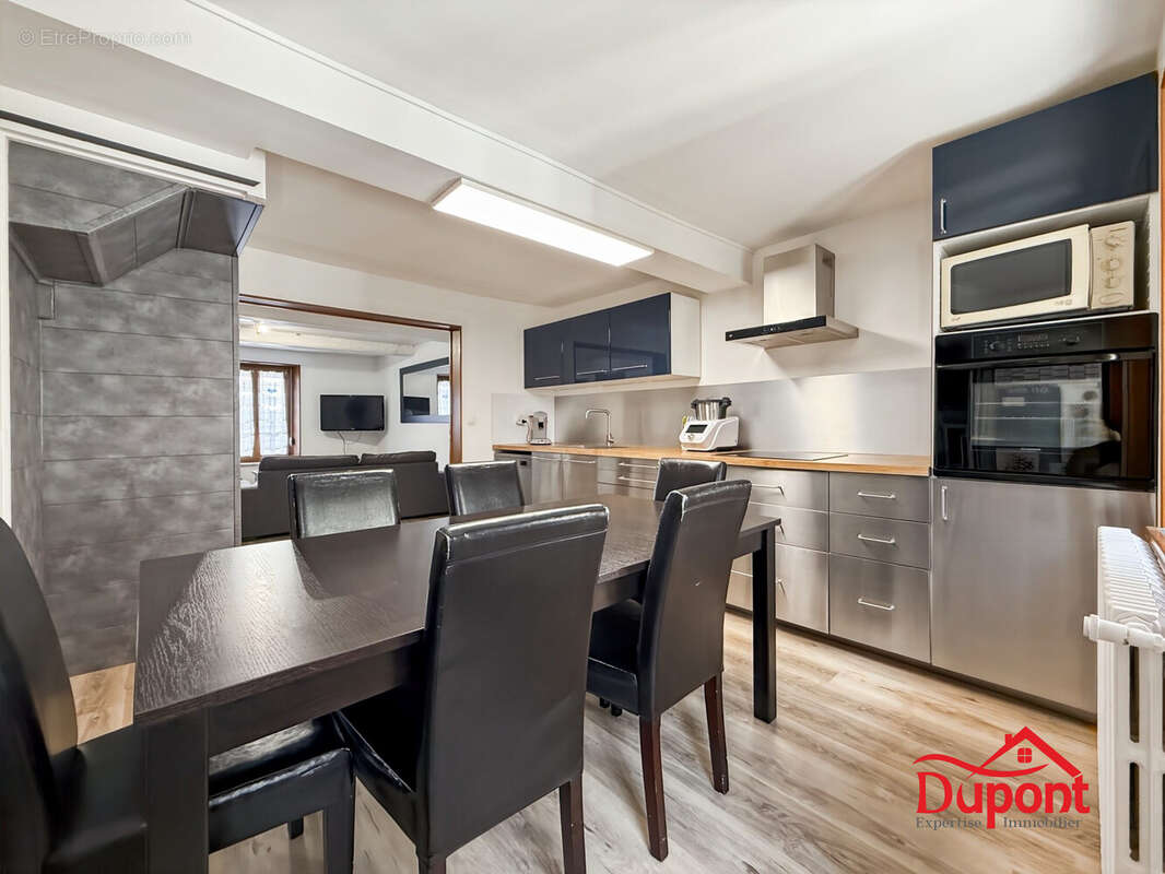 Maison 130 m² à Prix-Les-Mezieres  - photo 3