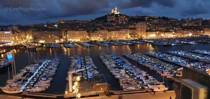 Appartement à MARSEILLE-2E