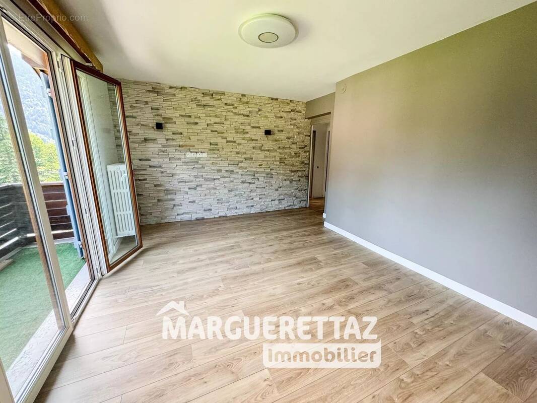 Appartement à SAINT-JEOIRE