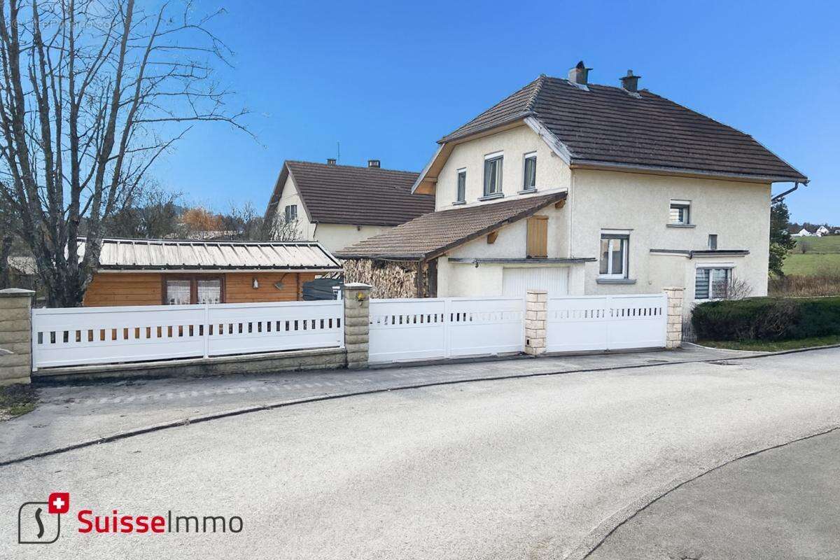 Maison à CHARQUEMONT