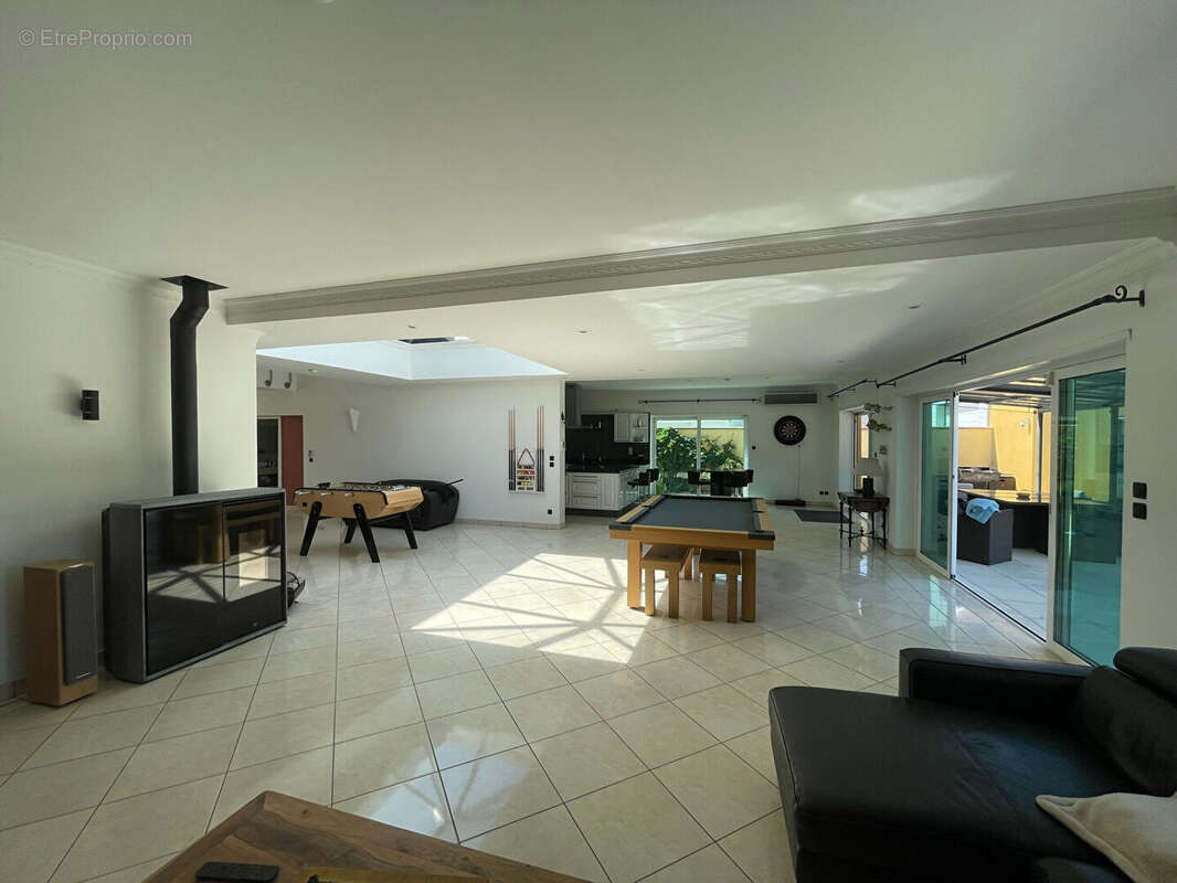 Maison 314 m² à Mardie  - photo 4