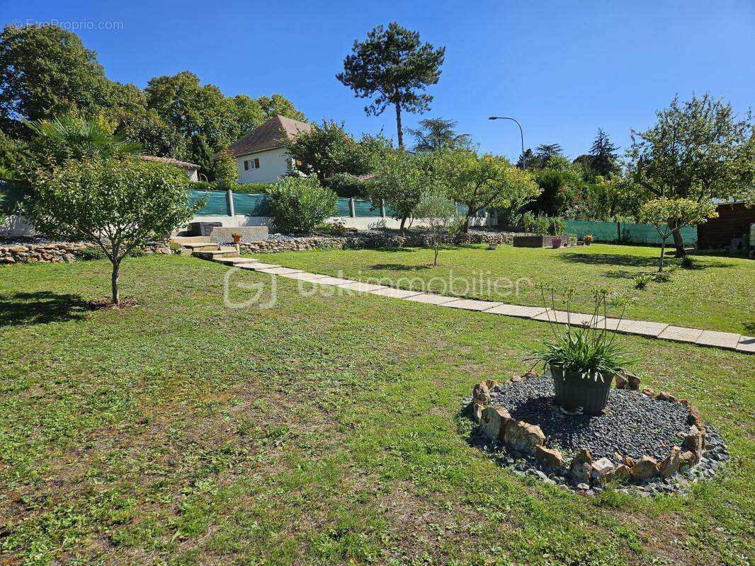 Maison à CHATELLERAULT