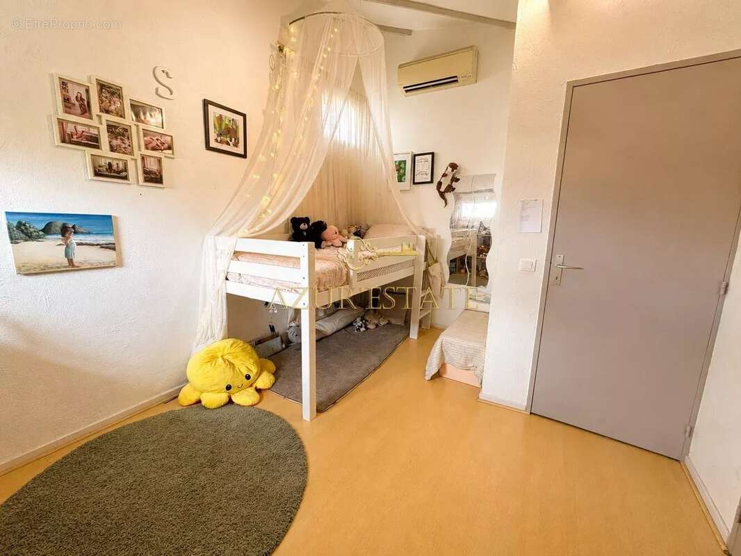 Valbonne : villa 6 pieces avec terrain et piscine dans domaine sécurisé - photo 20