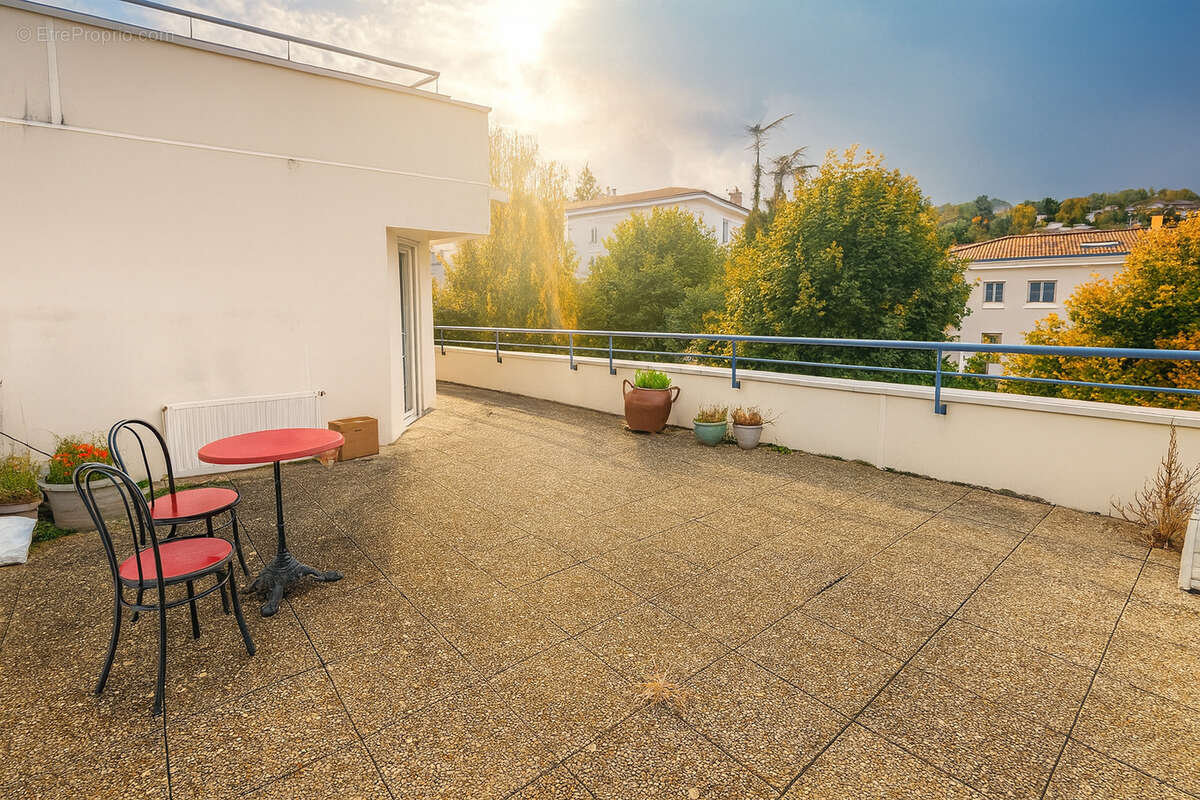 Appartement à CHAMALIERES