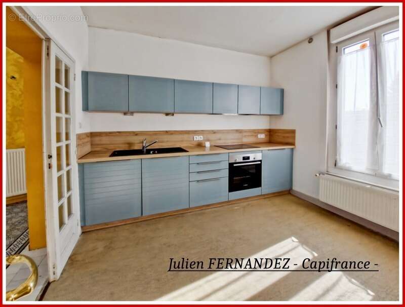 Dpt Vienne (86), à vendre CHÂTELLERAULT Maison P6 de 152m² - Terrain de 165m² - photo 5