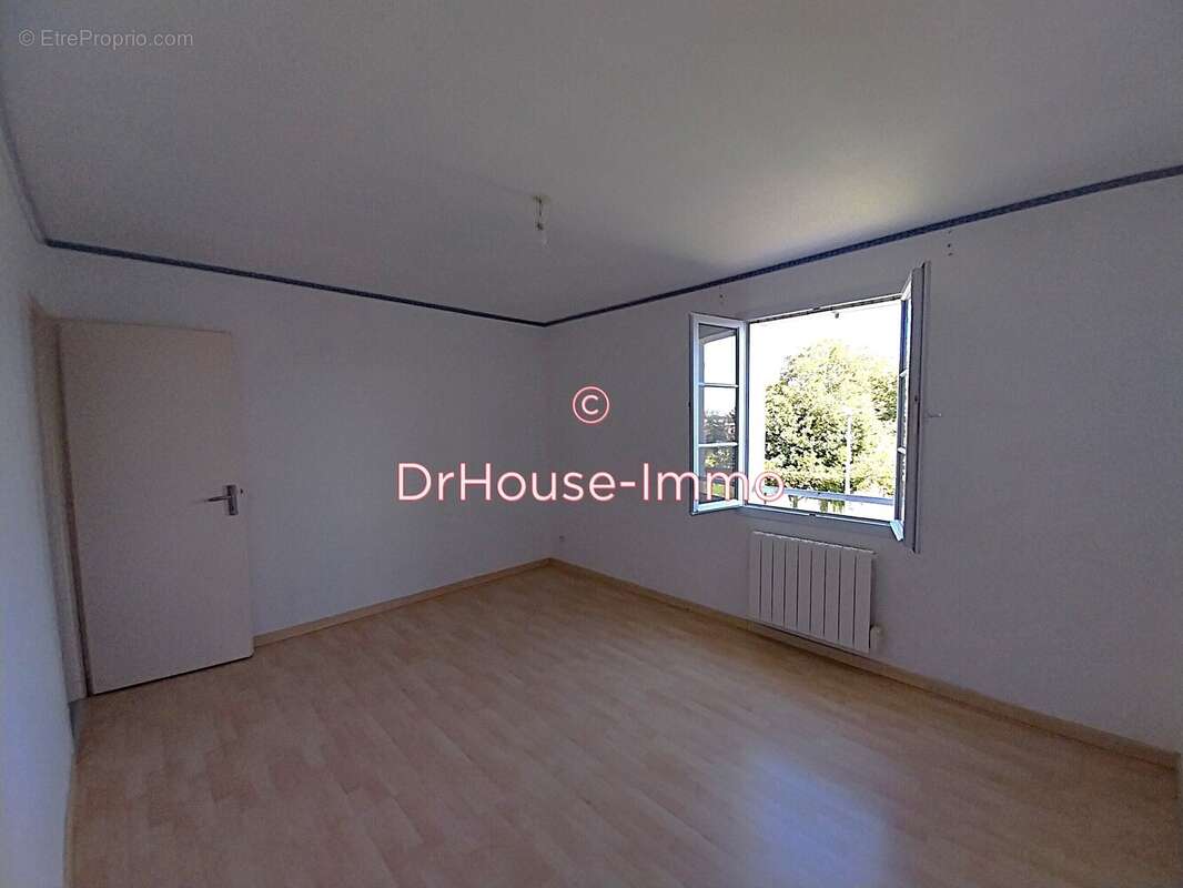 Maison à SAINT-OUEN-D&#039;AUNIS