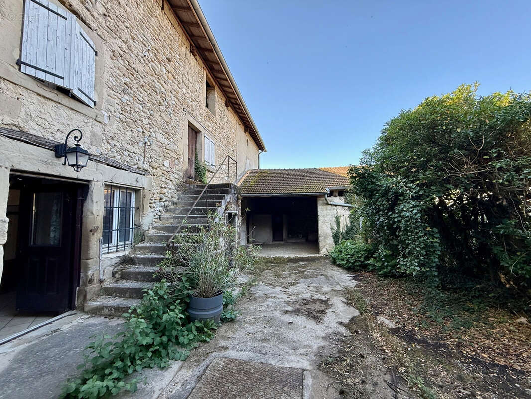 Maison à CHATILLON-SAINT-JEAN