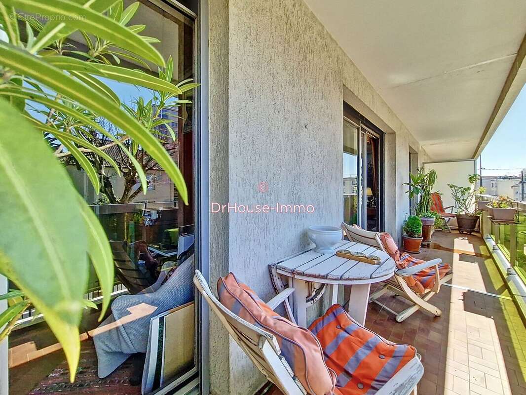 Appartement à LE BOURGET