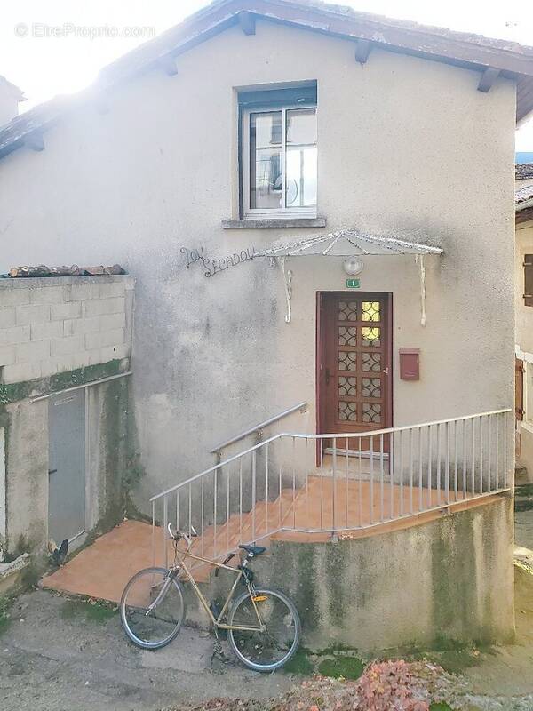 Maison à COLOMBIERES-SUR-ORB