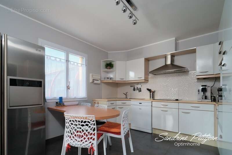 Maison à SAINTE-OLIVE