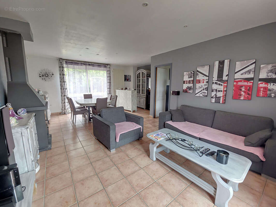 Maison à NOGENT-LE-ROI