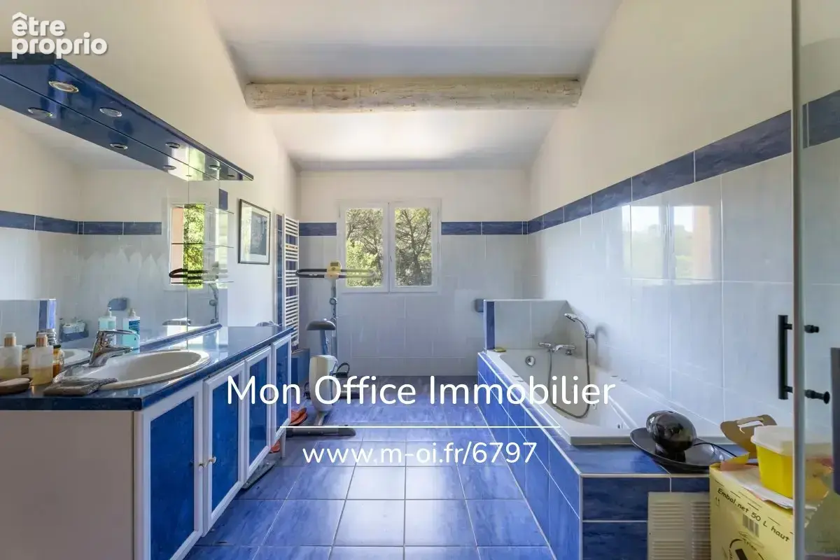 Référence : 6797-AUS - Maison familiale à rafraichir - Piscine - Venelles - photo 15