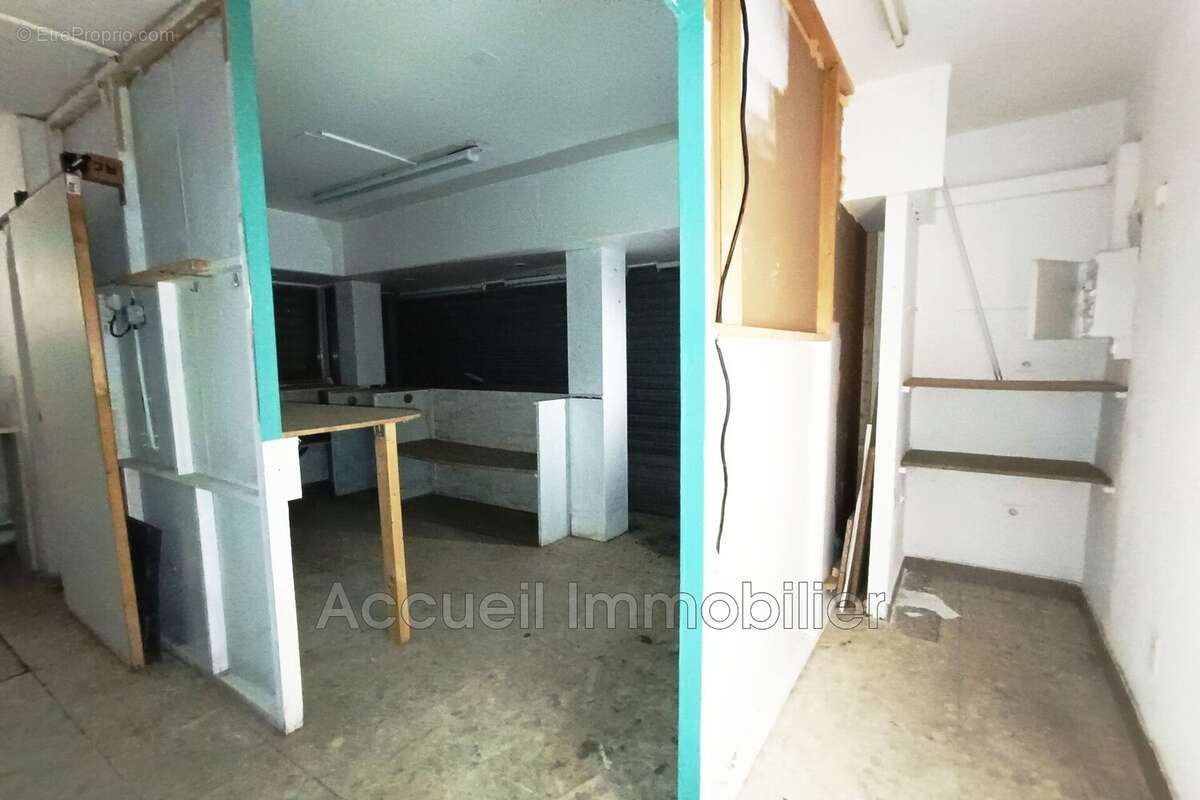 Commerce à LE GRAU-DU-ROI