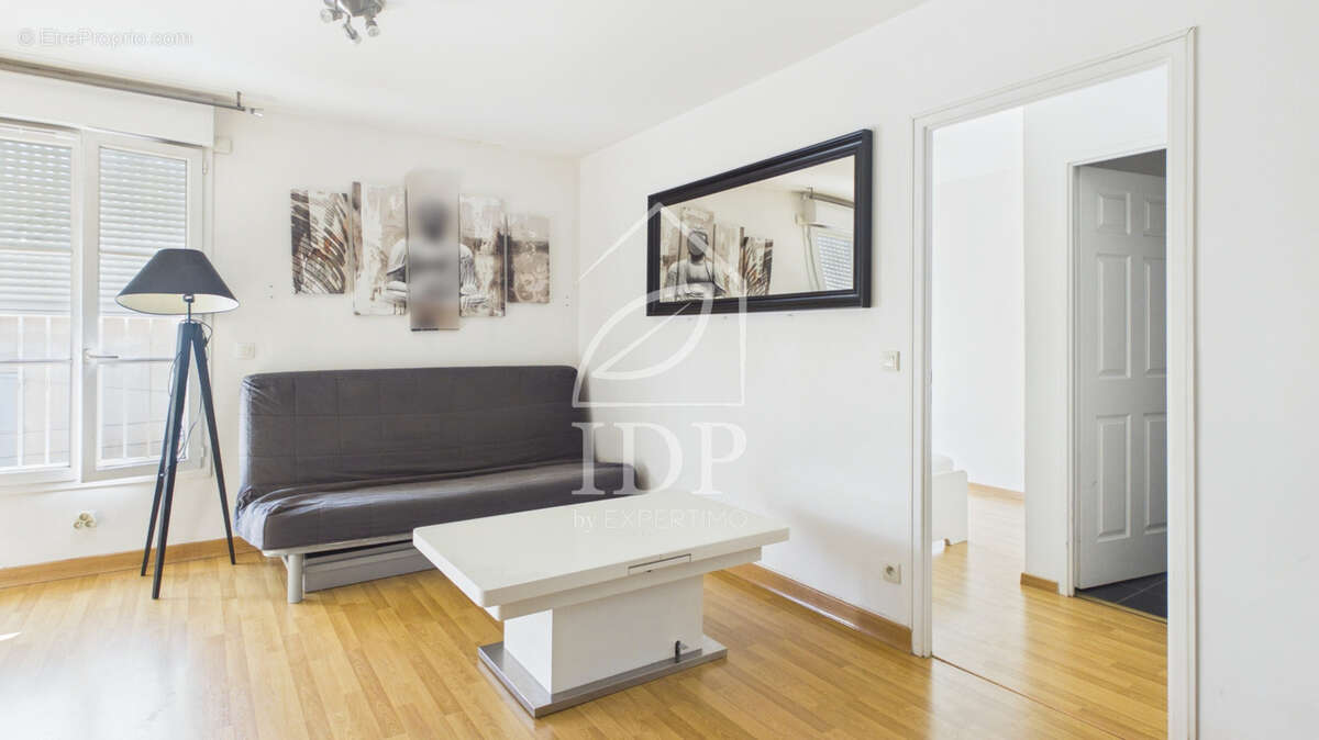 Appartement à CORBEIL-ESSONNES