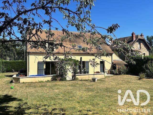 Photo 1 - Maison à ROCHEFORT-EN-YVELINES