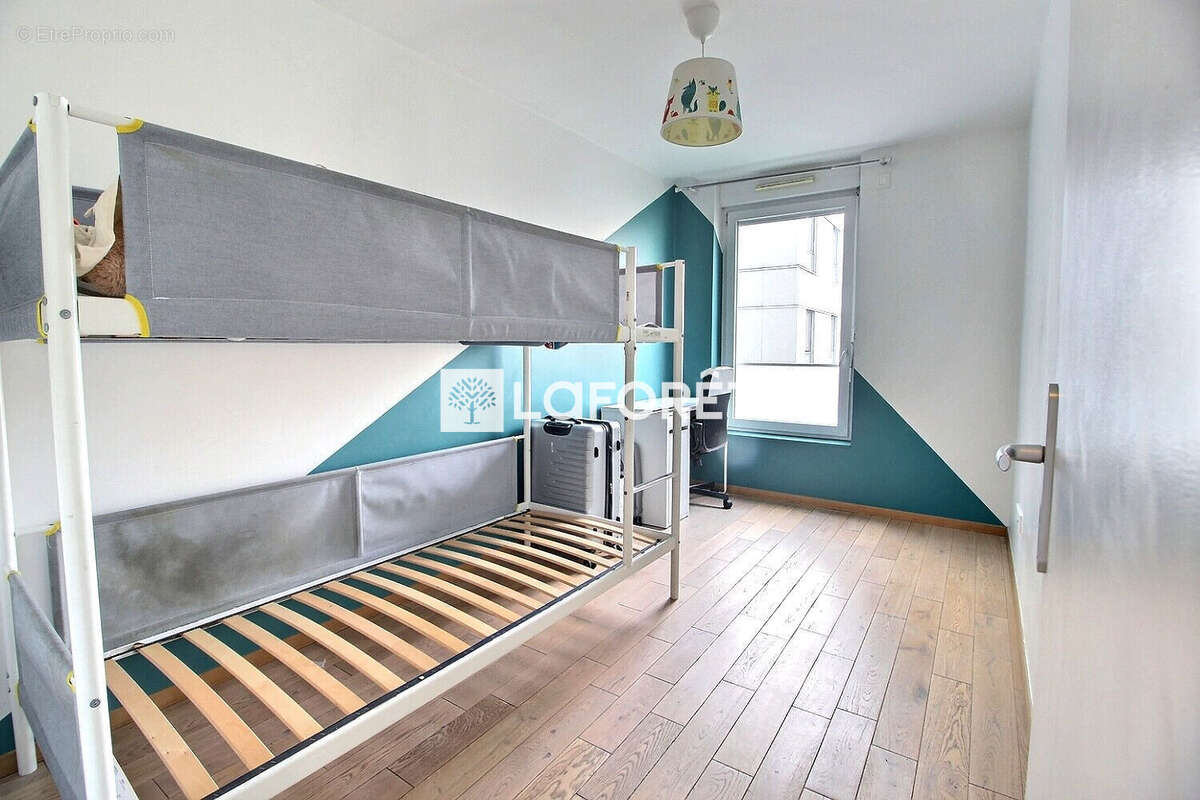 Appartement à GENNEVILLIERS