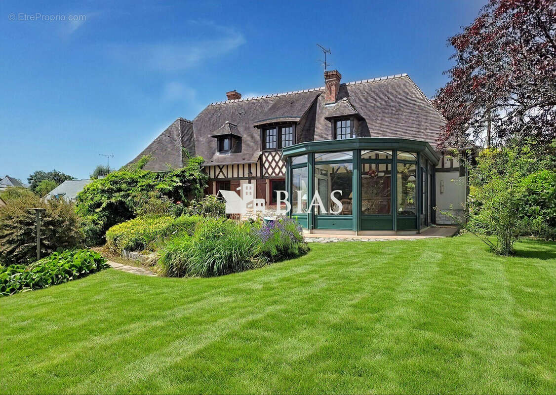 Maison à DUCLAIR