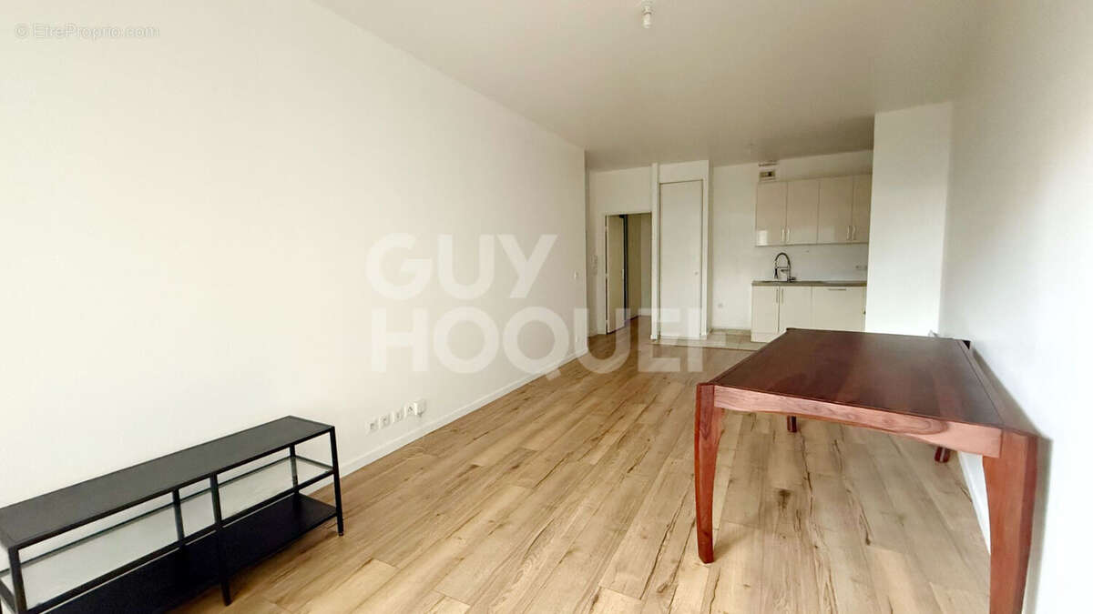 Appartement à NANTERRE