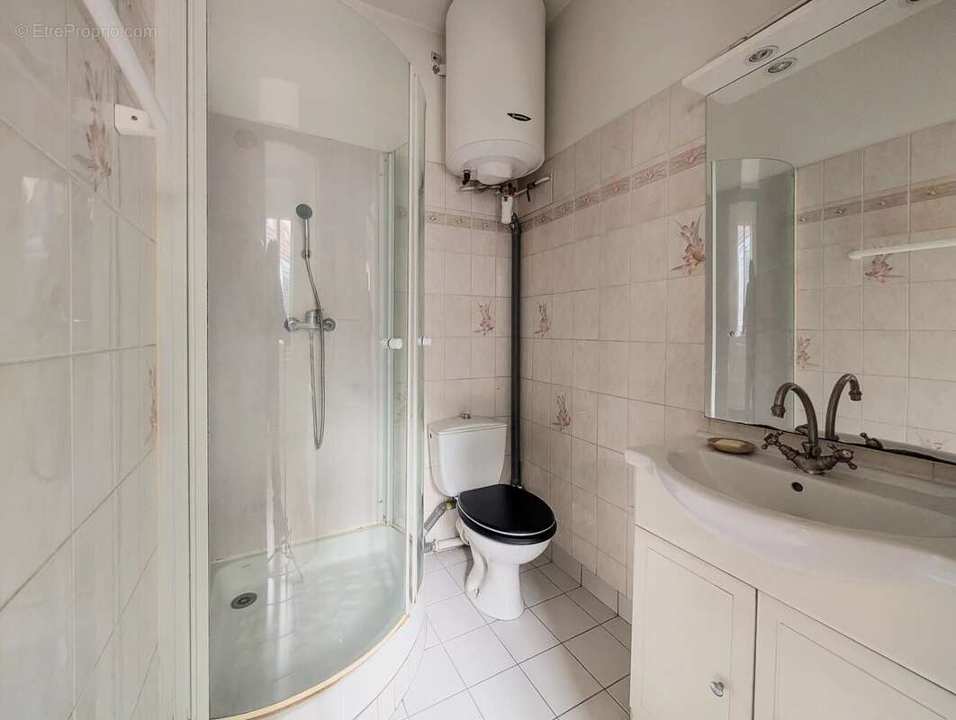 Appartement à PARIS-3E