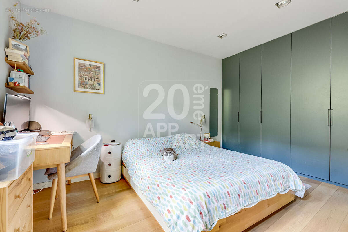 Appartement à PARIS-19E