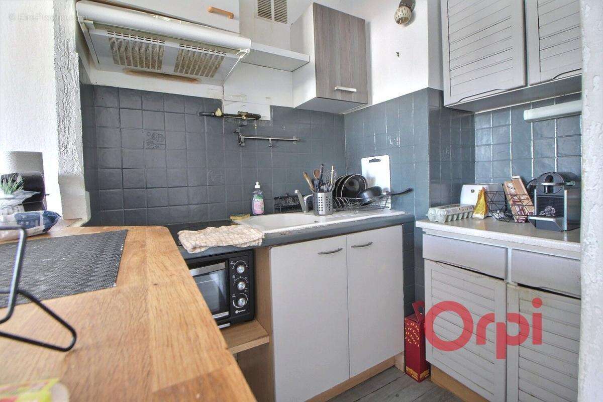 Appartement à MARSEILLE-7E