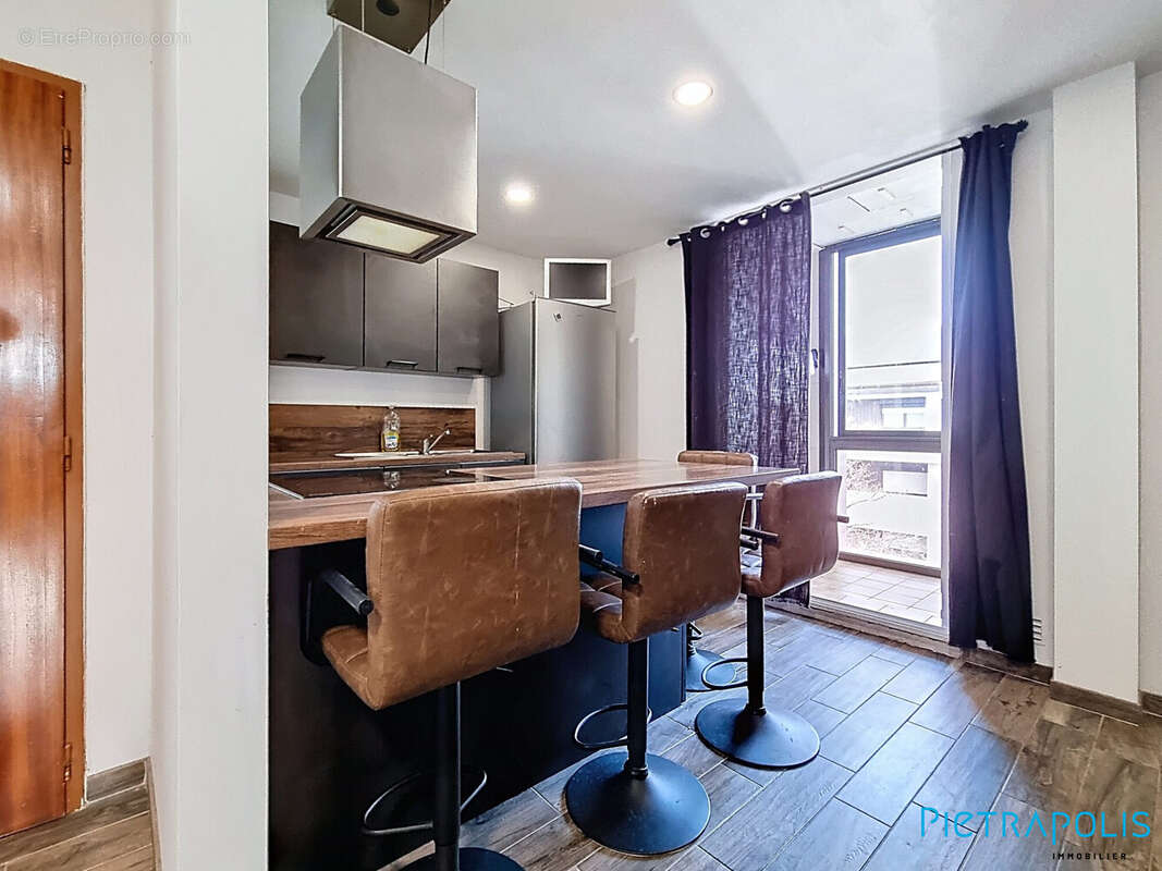 Appartement 74 m² à Annemasse  - photo 4