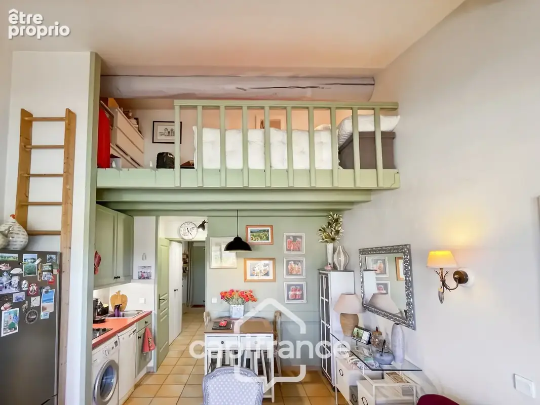Pont royal — un appartement signature avec vue,climatise , terrasse et 6 couchages , 2ème et dernier étage sur le lac - photo 10