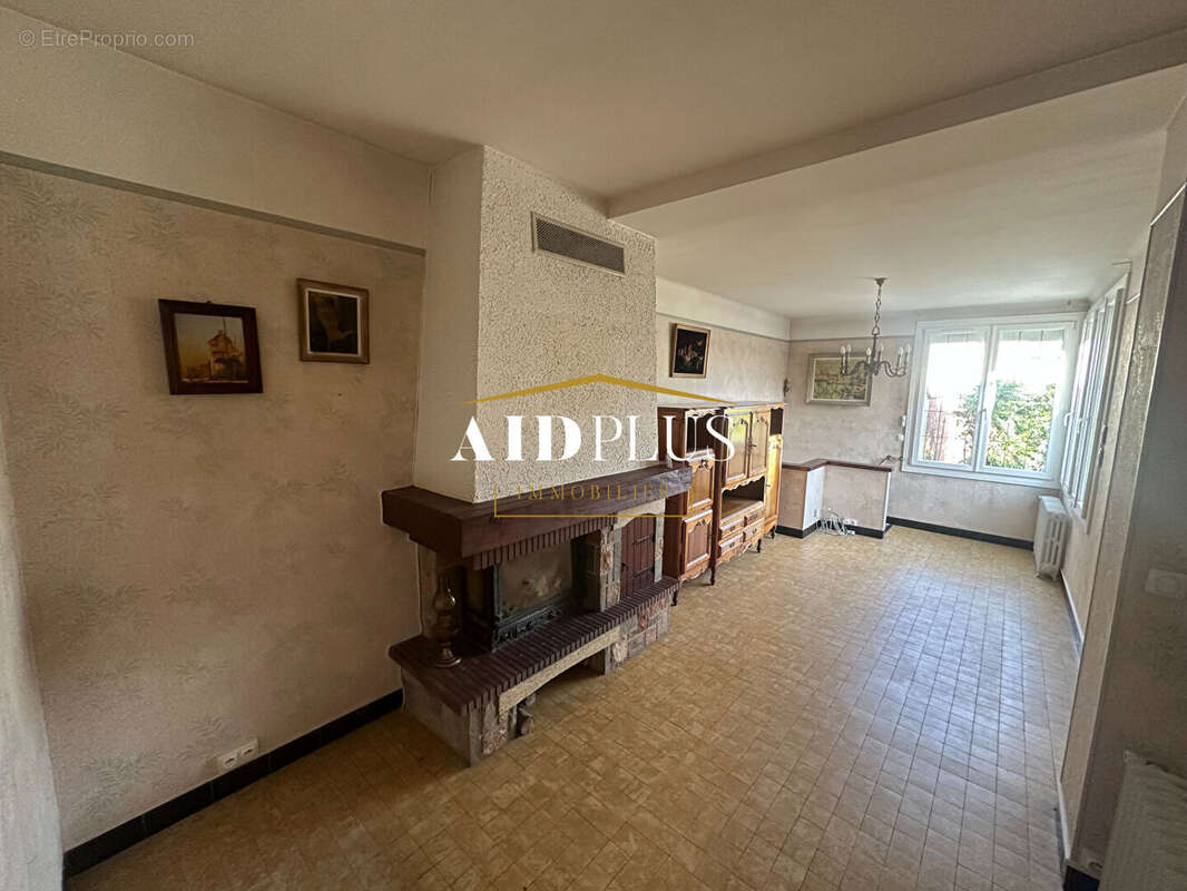 Maison à SAINT-PRIX