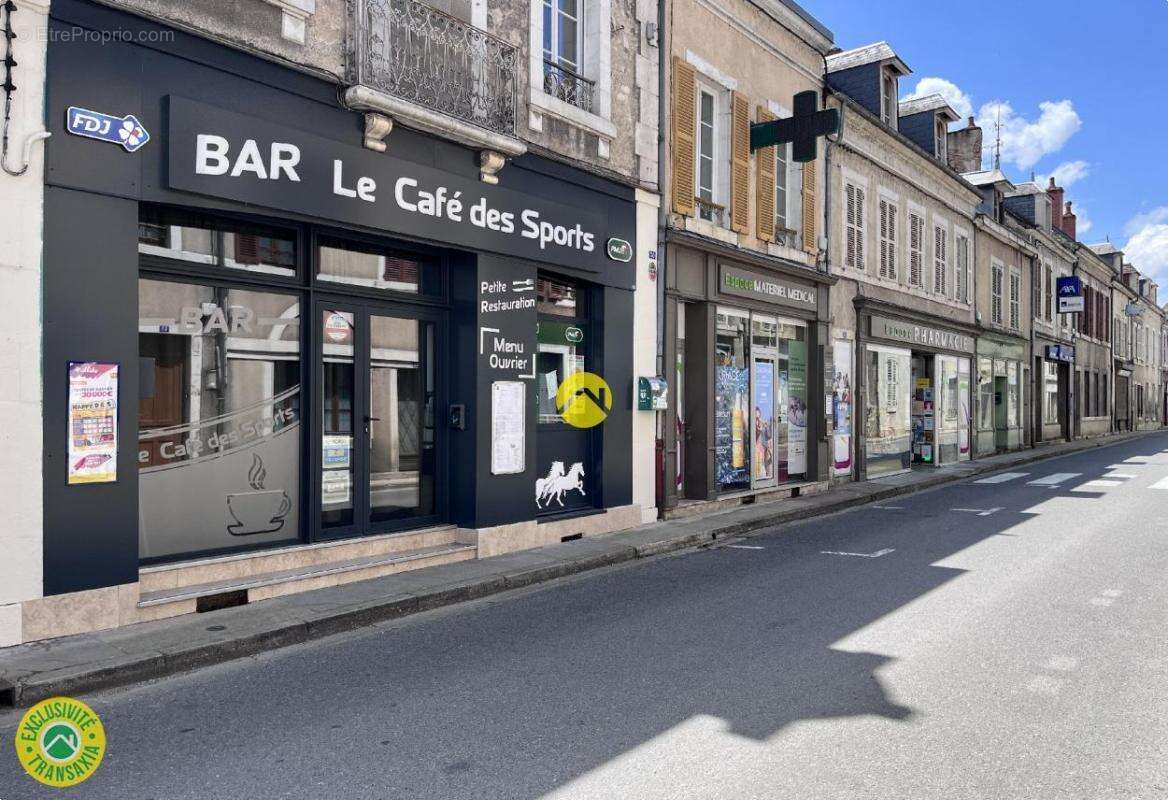 Maison à CHATEAUNEUF-SUR-CHER