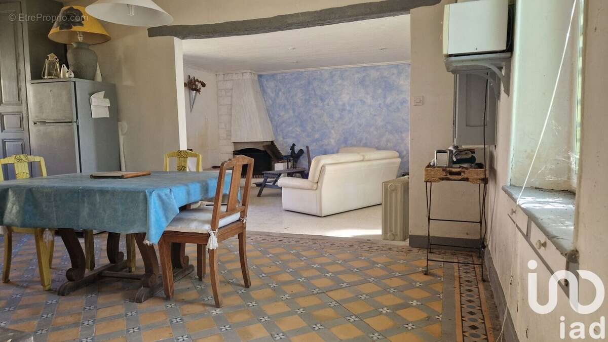 Photo 2 - Maison à NEUVY-SAUTOUR