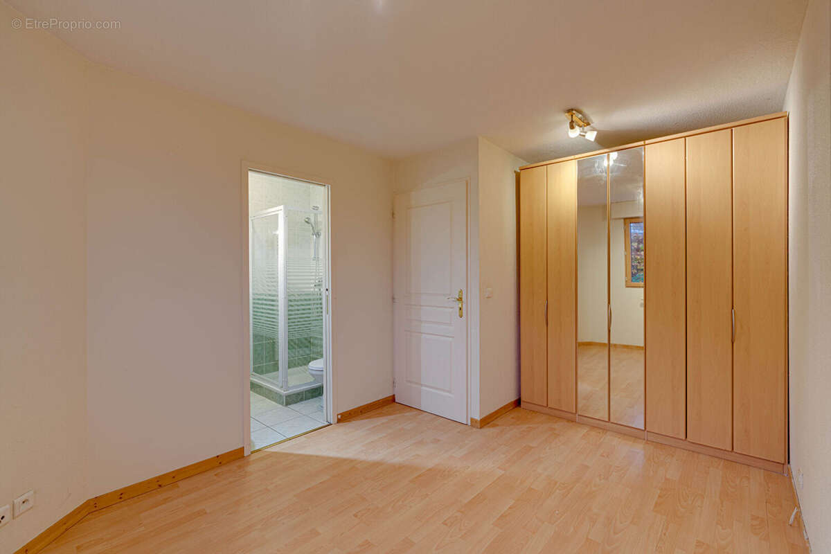 Appartement Publier 5 pièces 85.48m² en rez-de-jardin avec petite vue lac - photo 12