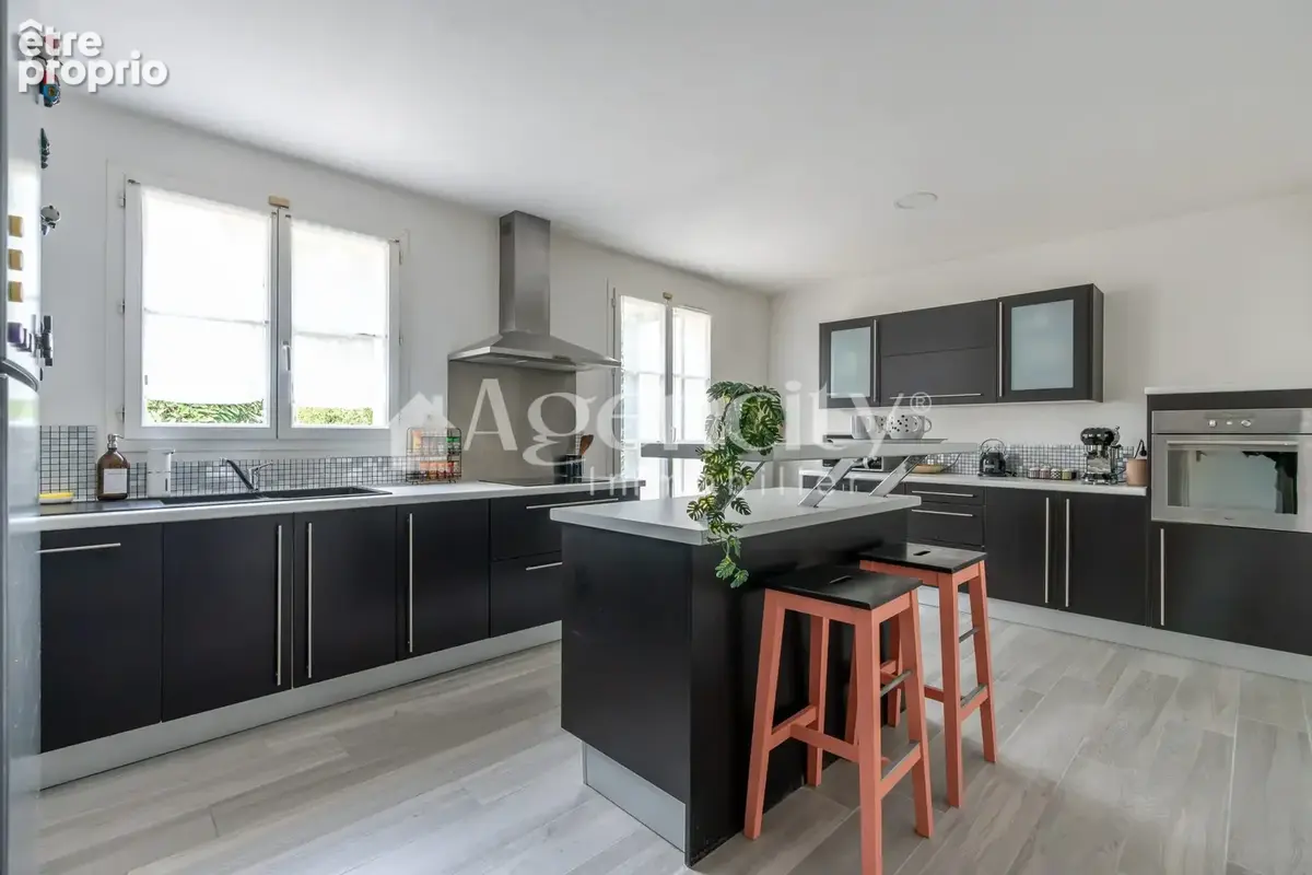 Maison 6 pièces 144 m² à vendre à Bussy-Saint-Georges (77600) - photo 6