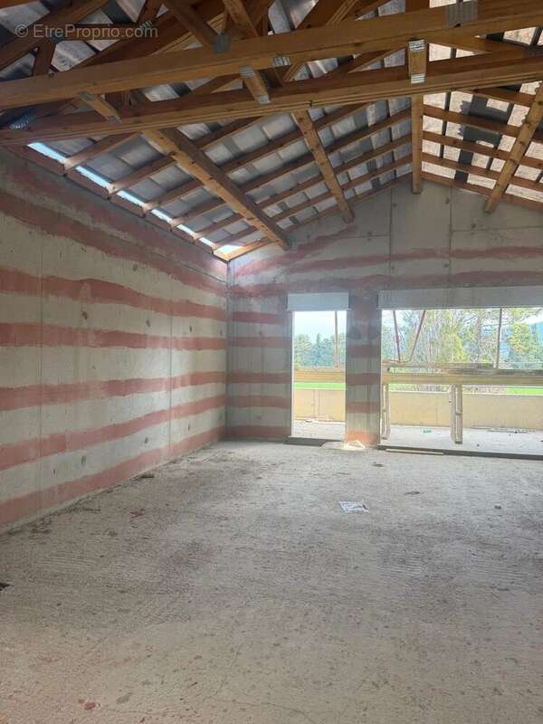 Appartement Neuf Type 3 + terrasse couverte de 22 m² LUCCIANA - photo 2